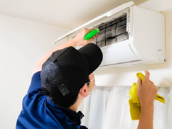 エアコンメンテナンス　掃除　頻度